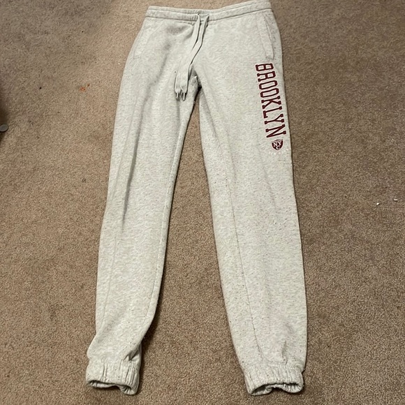 WANT GONE! Ardene Brooklyn Sweatpants - Picture 1 of 4